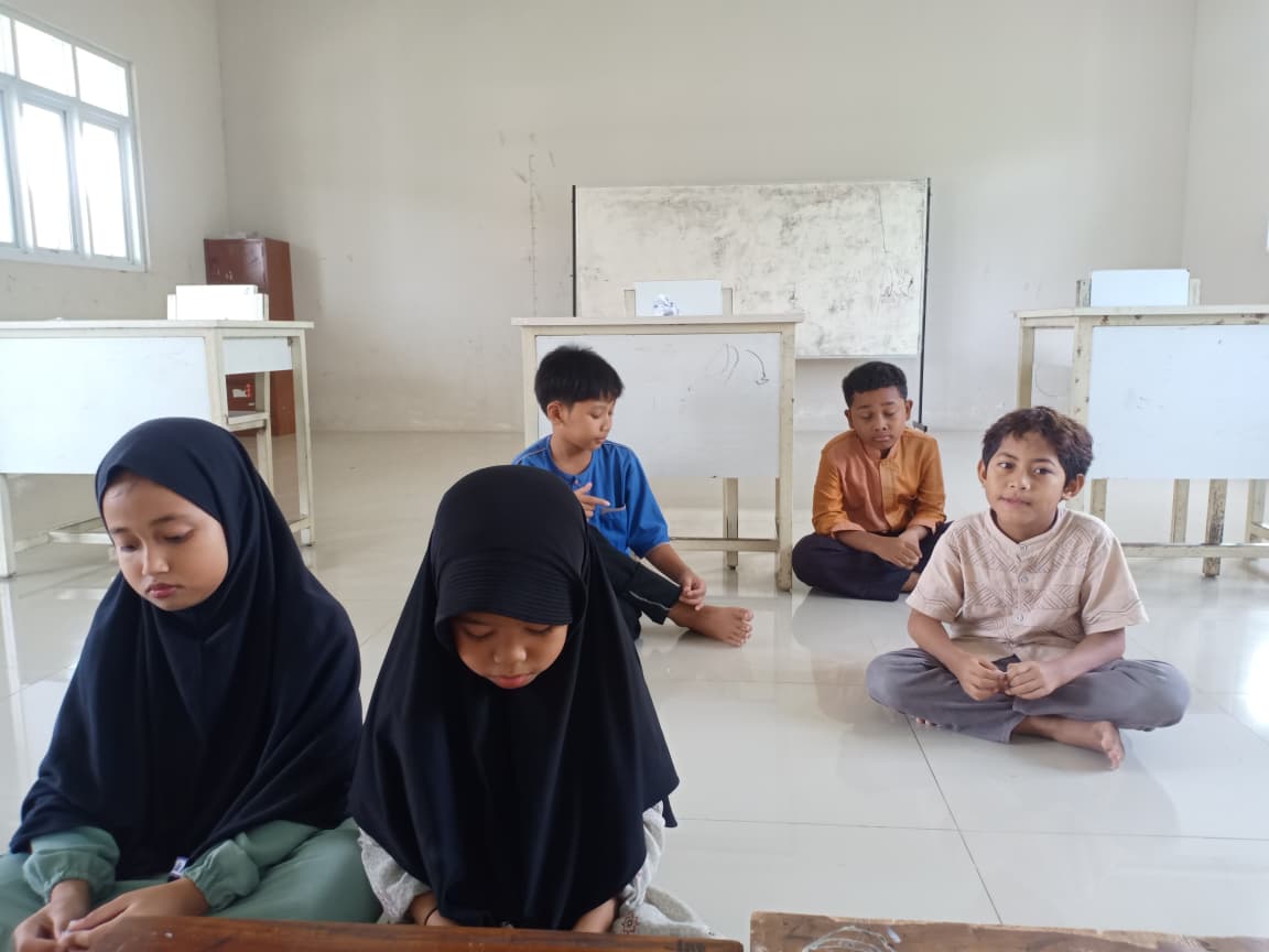 Pesantren Tahfidz: Pilar Pendidikan Islam dalam Mencetak Generasi Qur’ani Indonesia