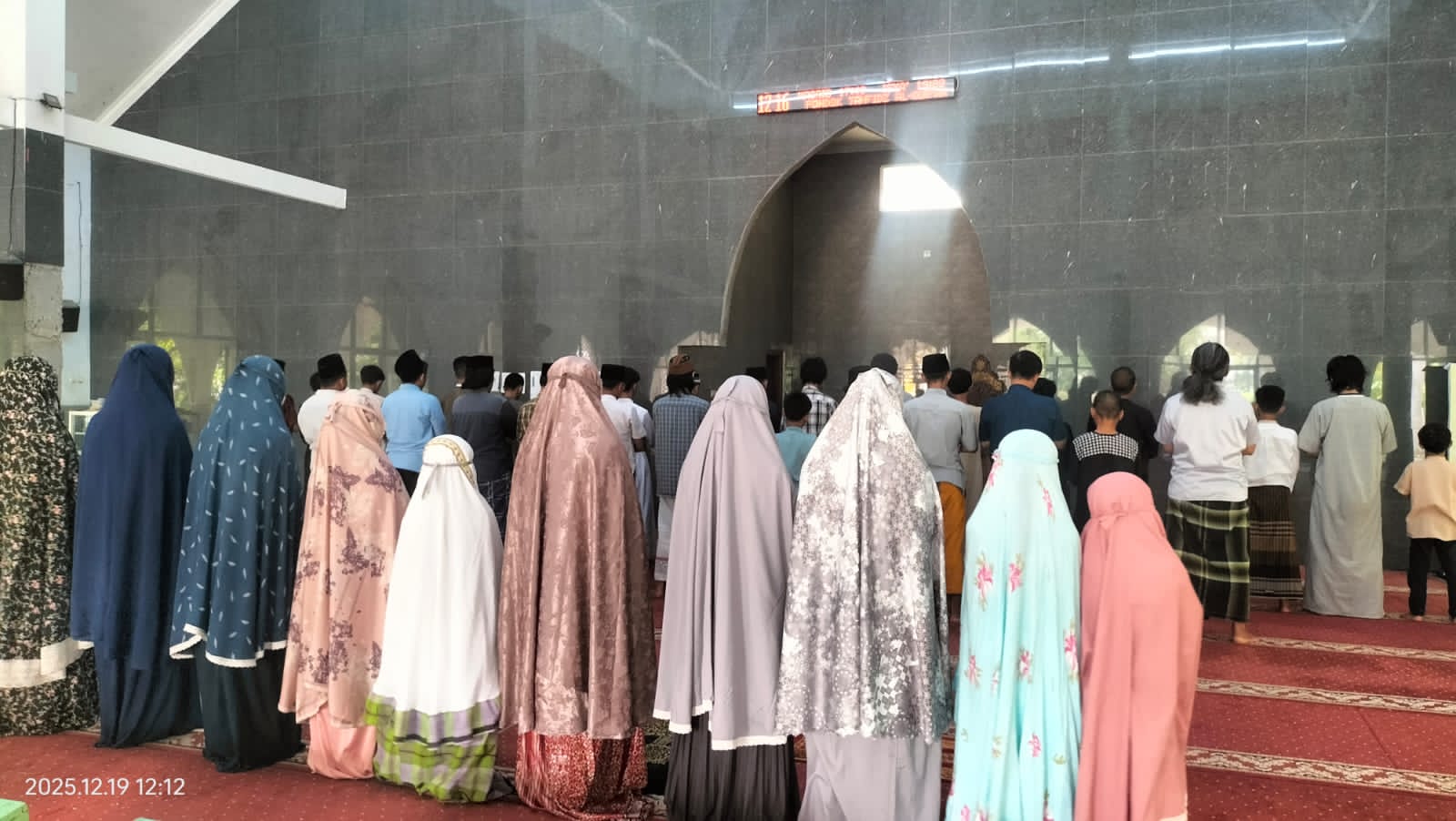 Santri Tak Hanya Jadi Dai: Menjelajahi Karier Luas Lulusan Pesantren di Era Modern
