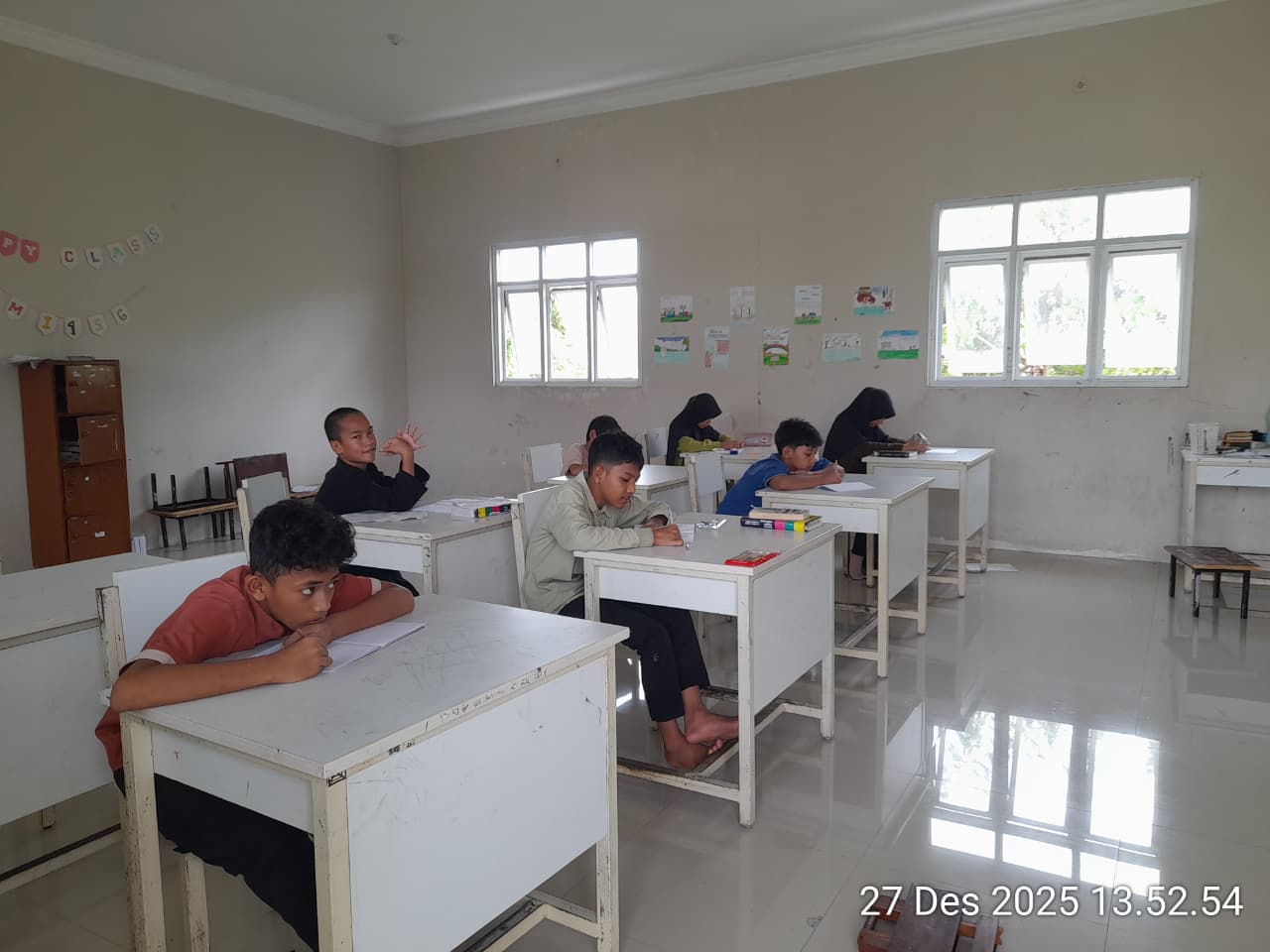 Tujuan Anak Masuk Pesantren: Pendidikan Agama Mendalam, Kemandirian, dan Karakter Kuat untuk Bekal Dunia Akhirat