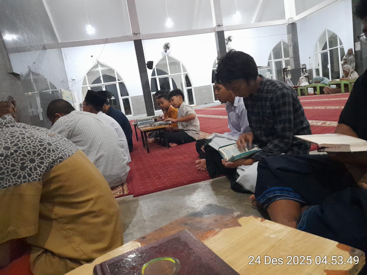 Metode Ummi: Cara Praktis Membaca Al-Qur’an dengan Tartil, Direct Method, dan Sistem Mutu yang Terukur