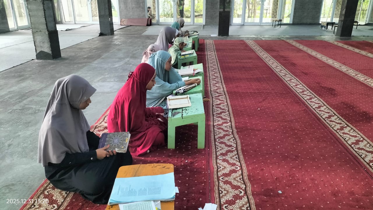 Pesantren Tahfidz Tingkat SMP: Target, Pola Pembinaan, dan Cara Menilai Kualitas Program